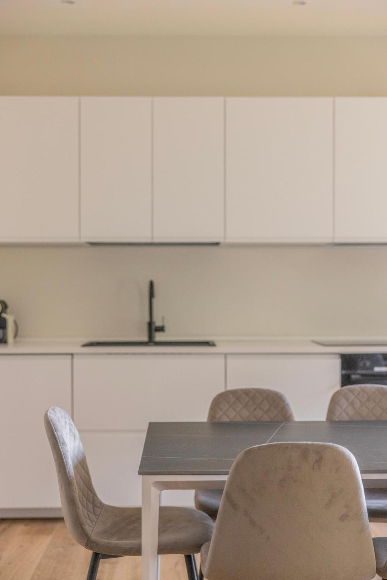 La Dolce - Trastevere Station Apartment Rom